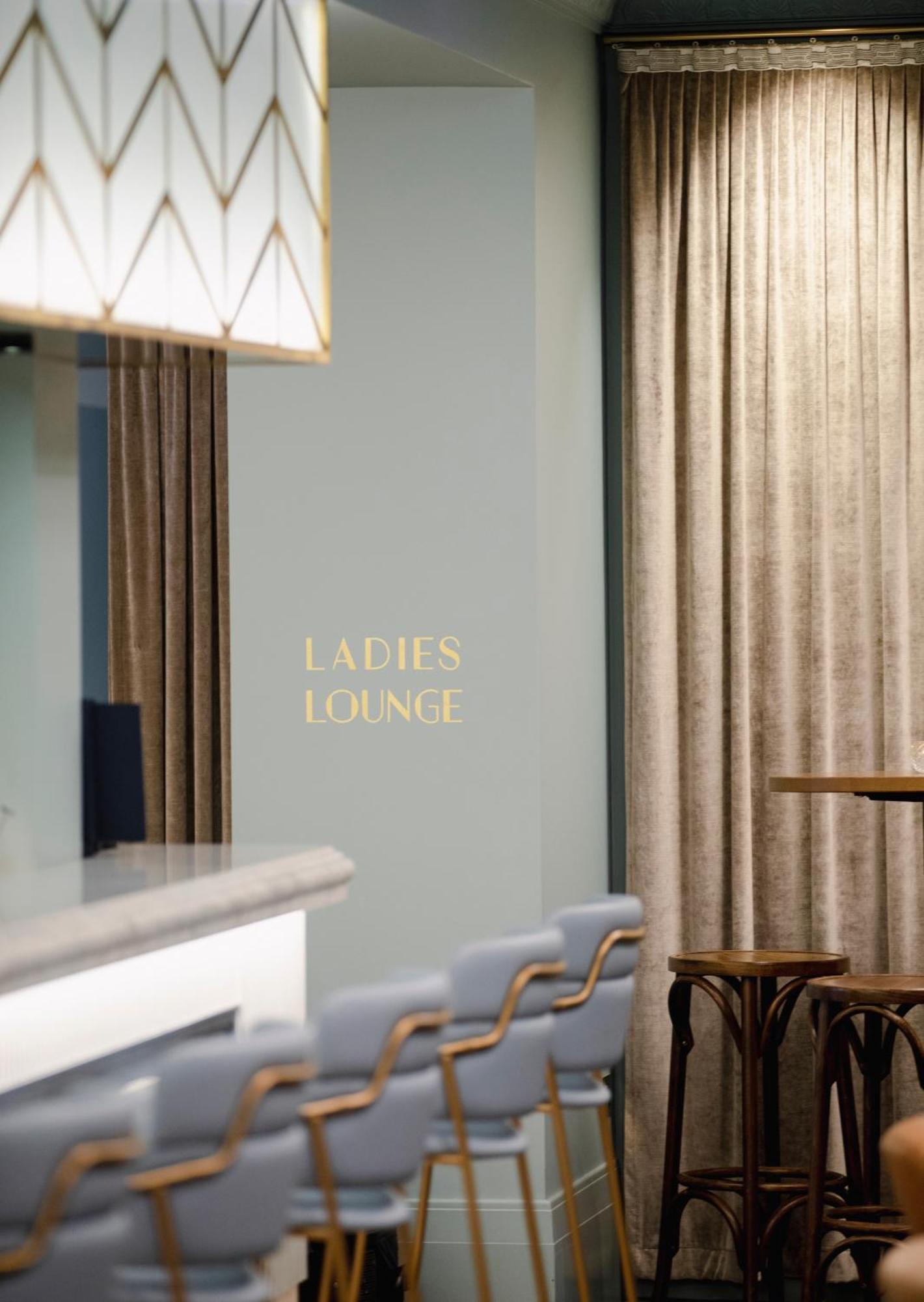 Tattersalls Hotel Armidale Bagian luar foto