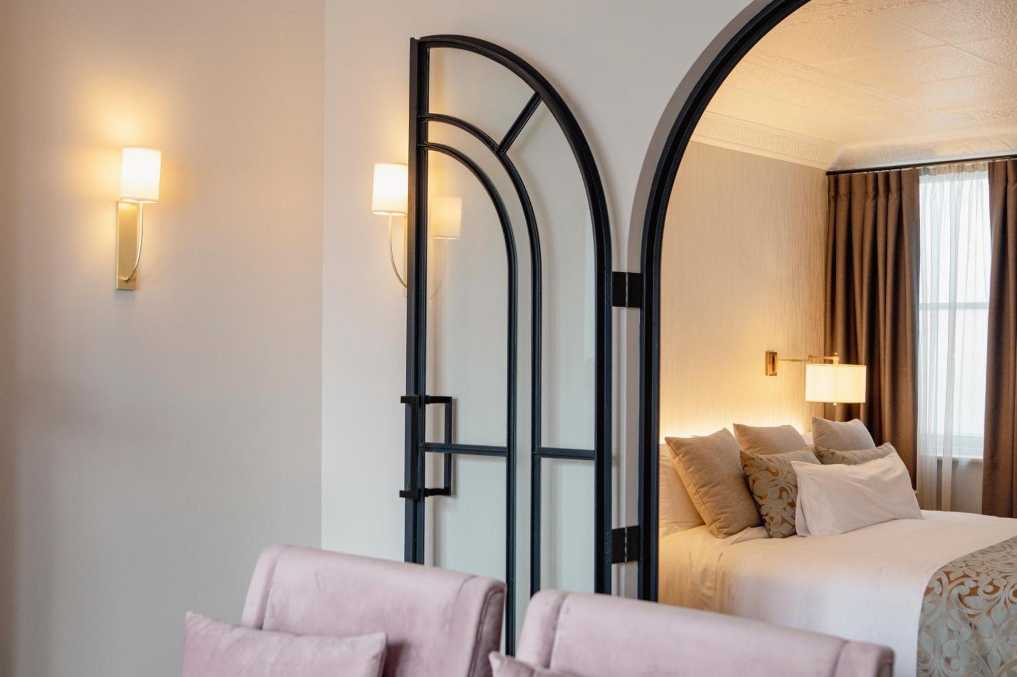 Tattersalls Hotel Armidale Bagian luar foto